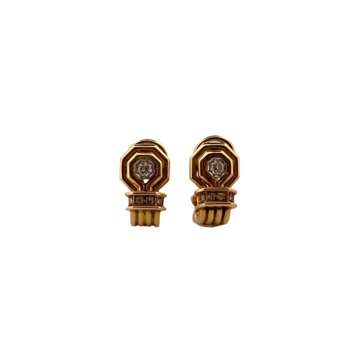 Boucles d'oreilles CHAUMET en or jaune et diamants - Castafiore