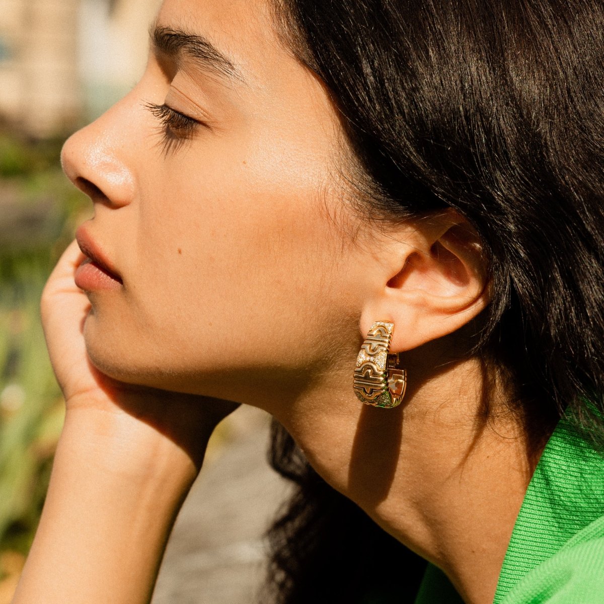 Boucles d'oreilles Clip BULGARI "Parentesi" en or jaune et diamants - Castafiore