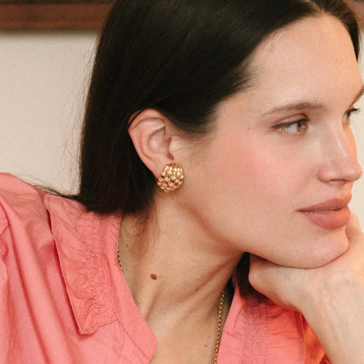 Boucles d'oreilles Clip CARTIER en or jaune et diamants - Castafiore