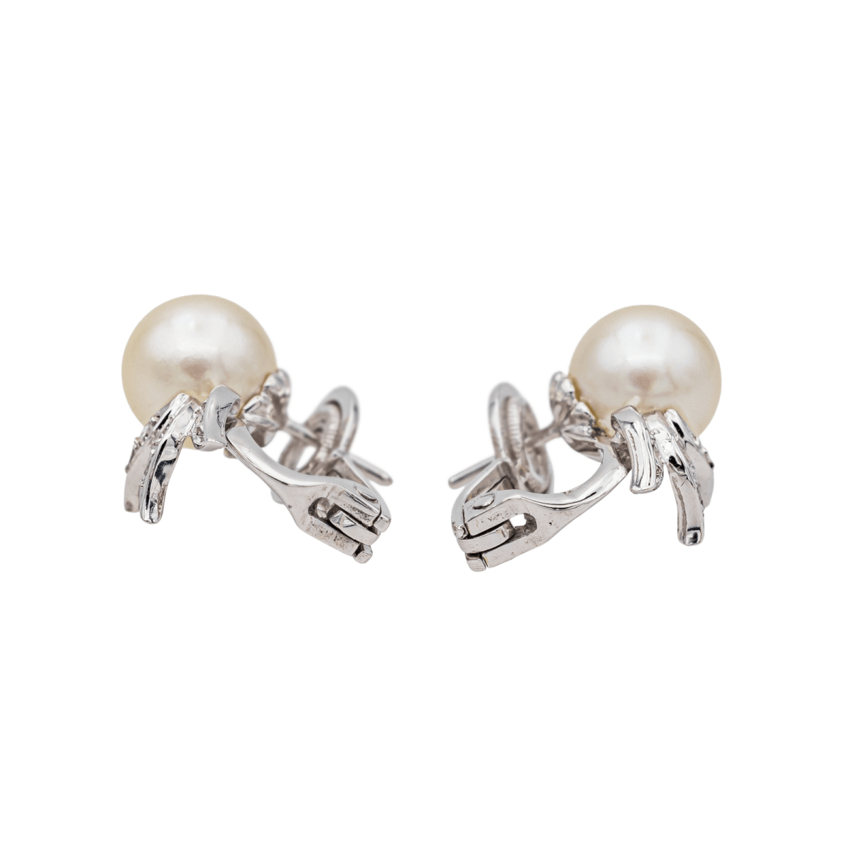 Boucles d'oreilles Clip en or blanc, perles et diamants - Castafiore