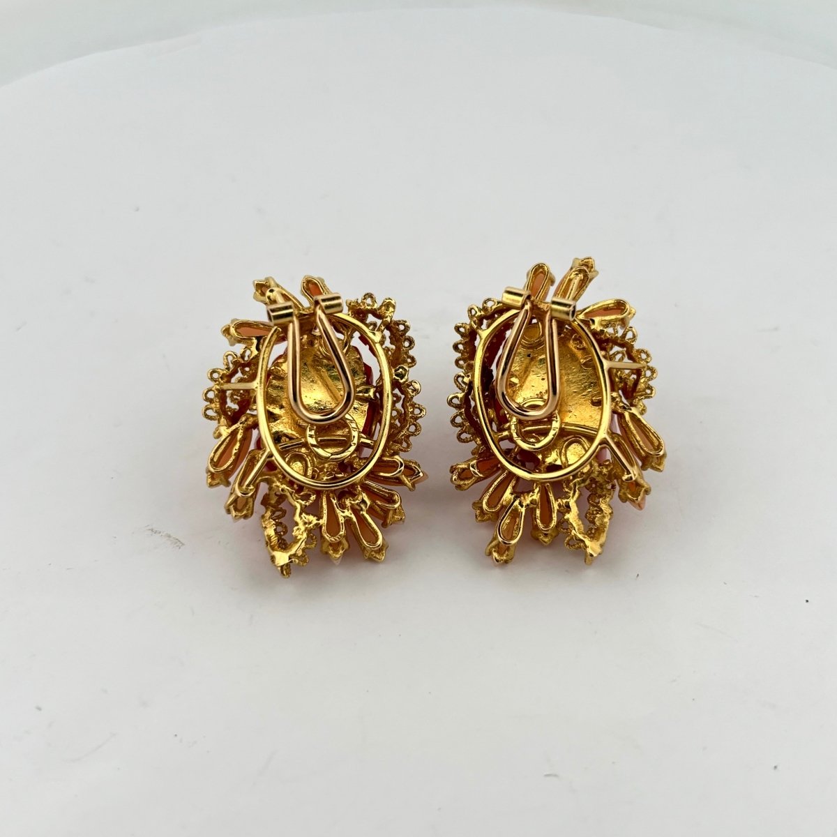 Boucles d'oreilles Clip en or jaune et corail - Castafiore