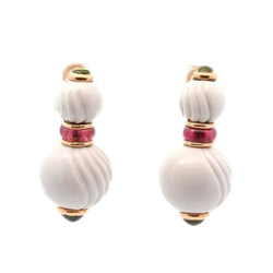 Boucles d’oreilles Clips BULGARI en or jaune, porcelaine, péridot et tourmaline - Castafiore