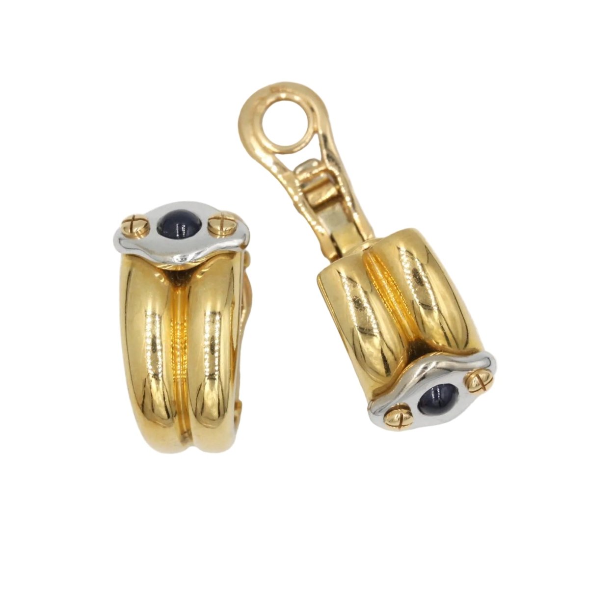 Boucles d'oreilles Clips CHAUMET en or blanc, or jaune et saphirs - Castafiore