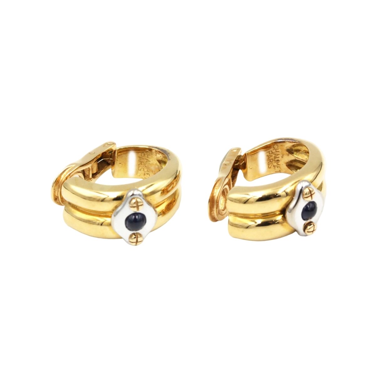 Boucles d'oreilles Clips CHAUMET en or blanc, or jaune et saphirs - Castafiore