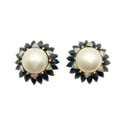 Boucles d'oreilles Clips CREA en or blanc, or jaune, perles, saphirs et diamants - Castafiore