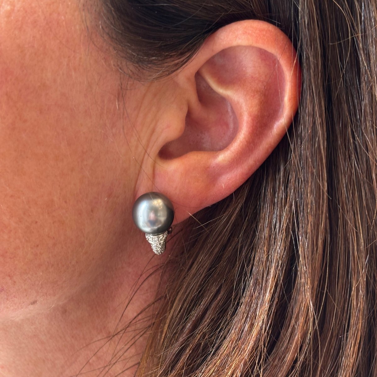 Boucles d'oreilles Clips en or blanc, perles et diamants - Castafiore