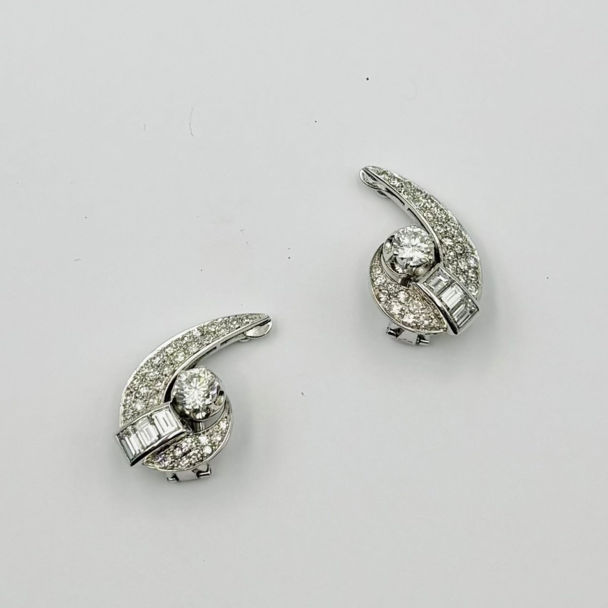 Earrings Clips in white gold, paltinium and diamonds - Castafiore