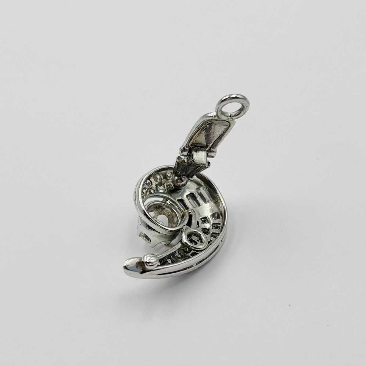 Earrings Clips in white gold, paltinium and diamonds - Castafiore