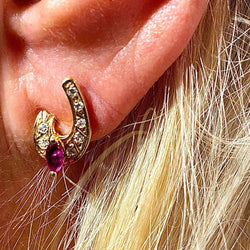Boucles d'oreilles Clips en or jaune et diamants - Castafiore
