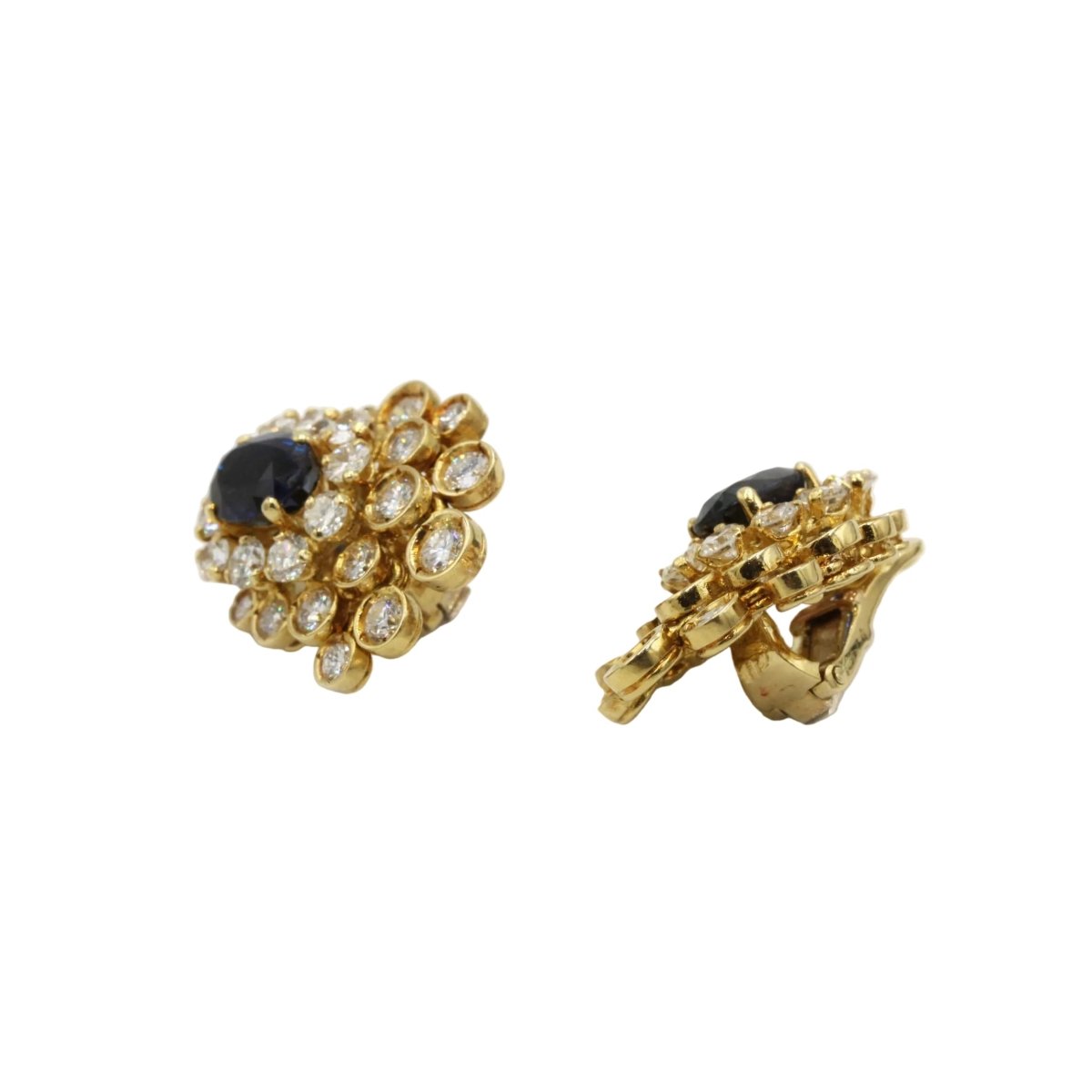 Boucles d'oreilles Clips en or jaune, saphirs et diamants - Castafiore