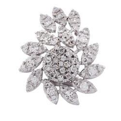Boucles d'oreilles Clips en platine et diamants - Castafiore