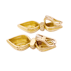 Boucles d'oreilles Clips O.J. PERRIN en or jaune et diamants - Castafiore