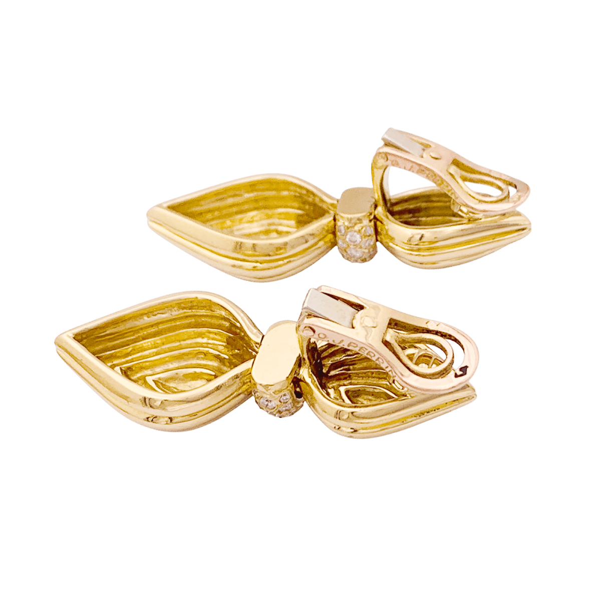 Boucles d'oreilles Clips O.J. PERRIN en or jaune et diamants - Castafiore