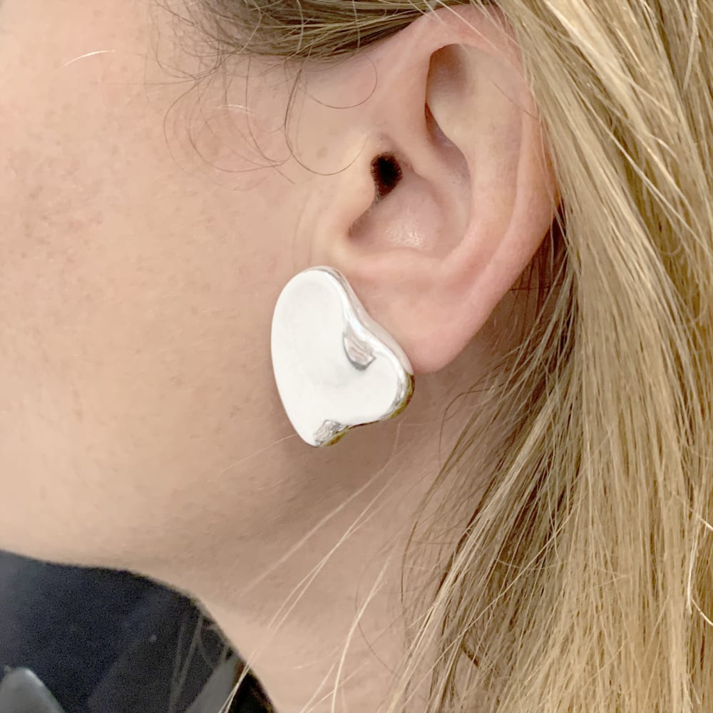 Boucles d'oreilles Clips TIFFANY & CO X ELSA PERETTI "Cœur Bean" en argent - Castafiore
