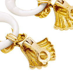 Boucles d'oreilles Clips VAN CLEEF & ARPELS en or jaune et pierres dures - Castafiore