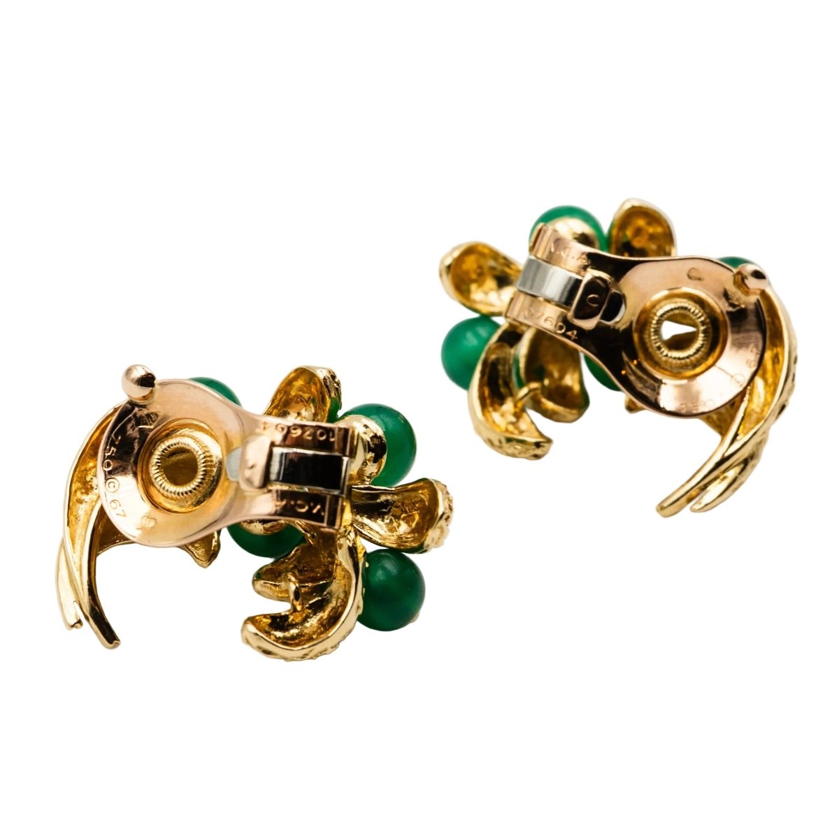 Boucles d'oreilles Clips VAN CLEEF & ARPELS "Gui" en or jaune et chrysoprases - Castafiore