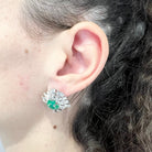 Boucles d'oreilles Clou en or blanc, diamants et émeraudes - Castafiore