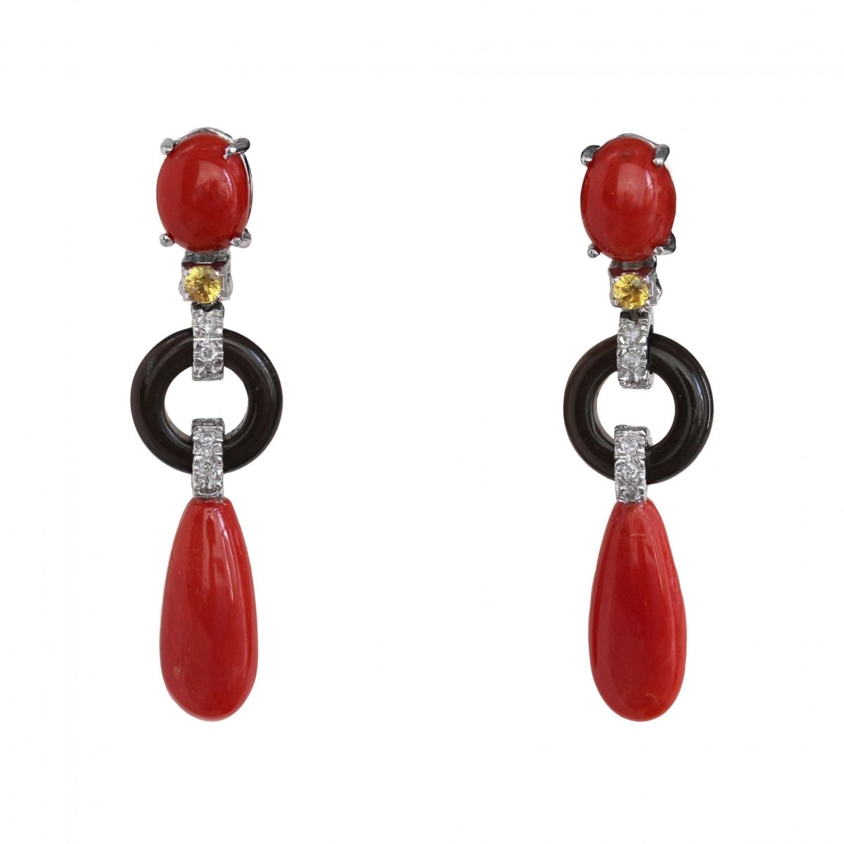 Boucles d'oreilles Clous en or blanc, corail, onyx et diamants - Castafiore