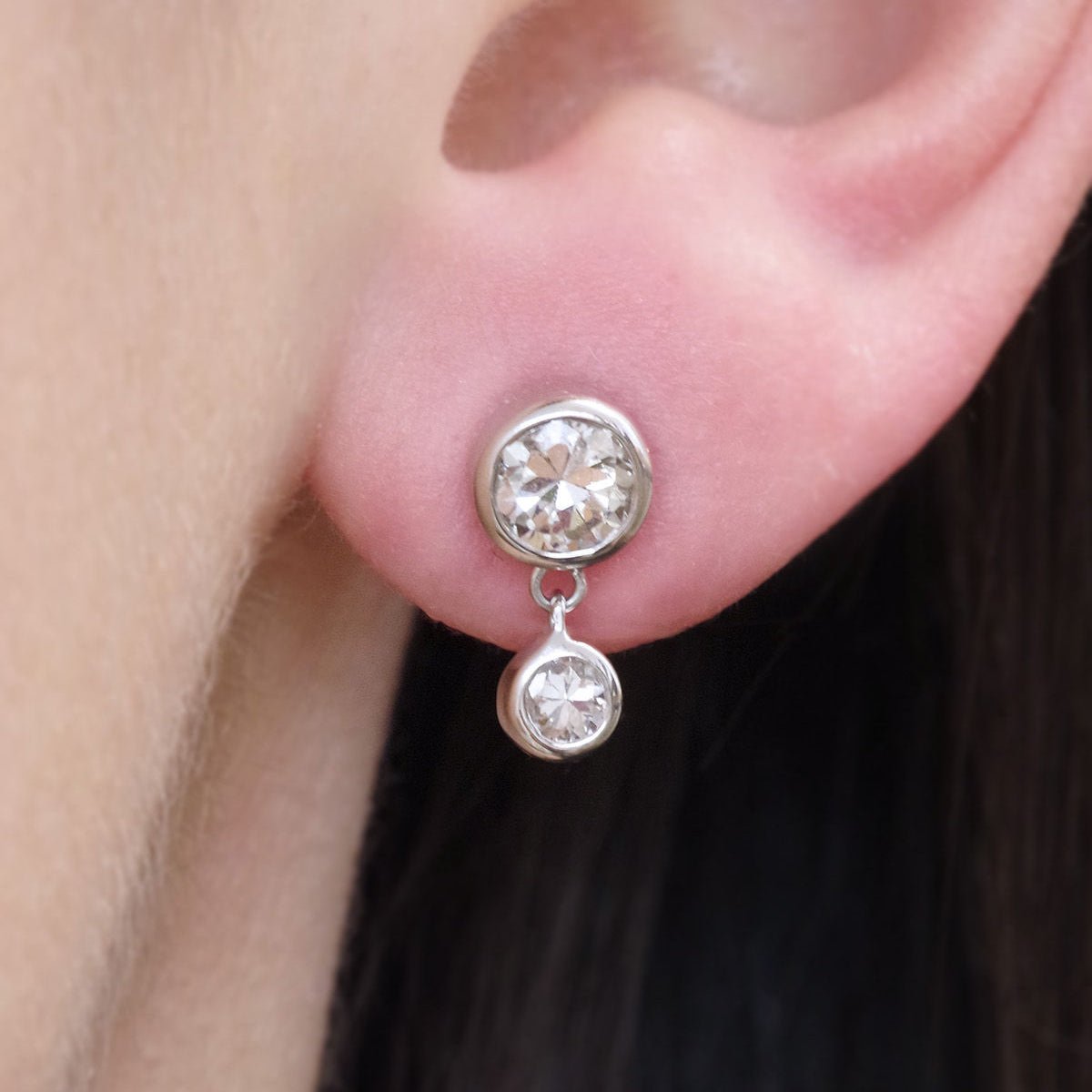 Boucles d'oreilles Clous en or blanc et diamants - Castafiore