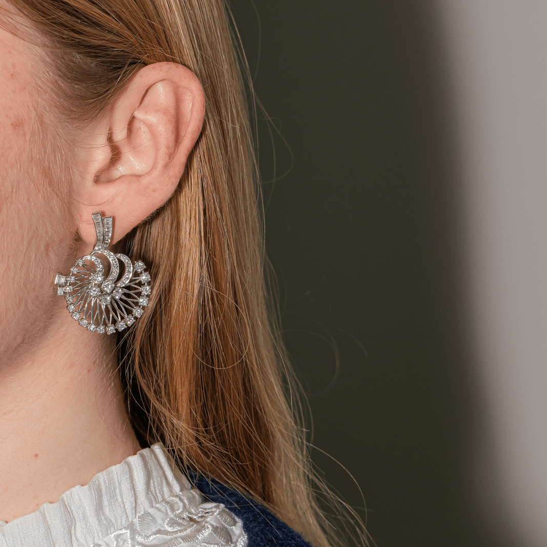 Boucles d'oreilles Clous en or blanc, platine et diamants - Castafiore