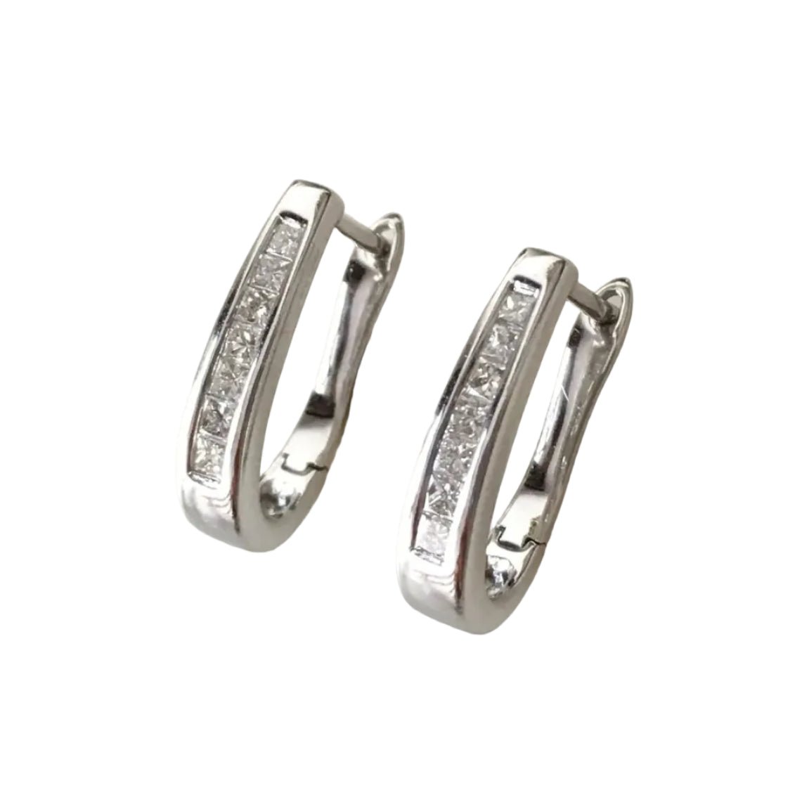 Boucles d'oreilles Créoles en or blanc et diamants - Castafiore