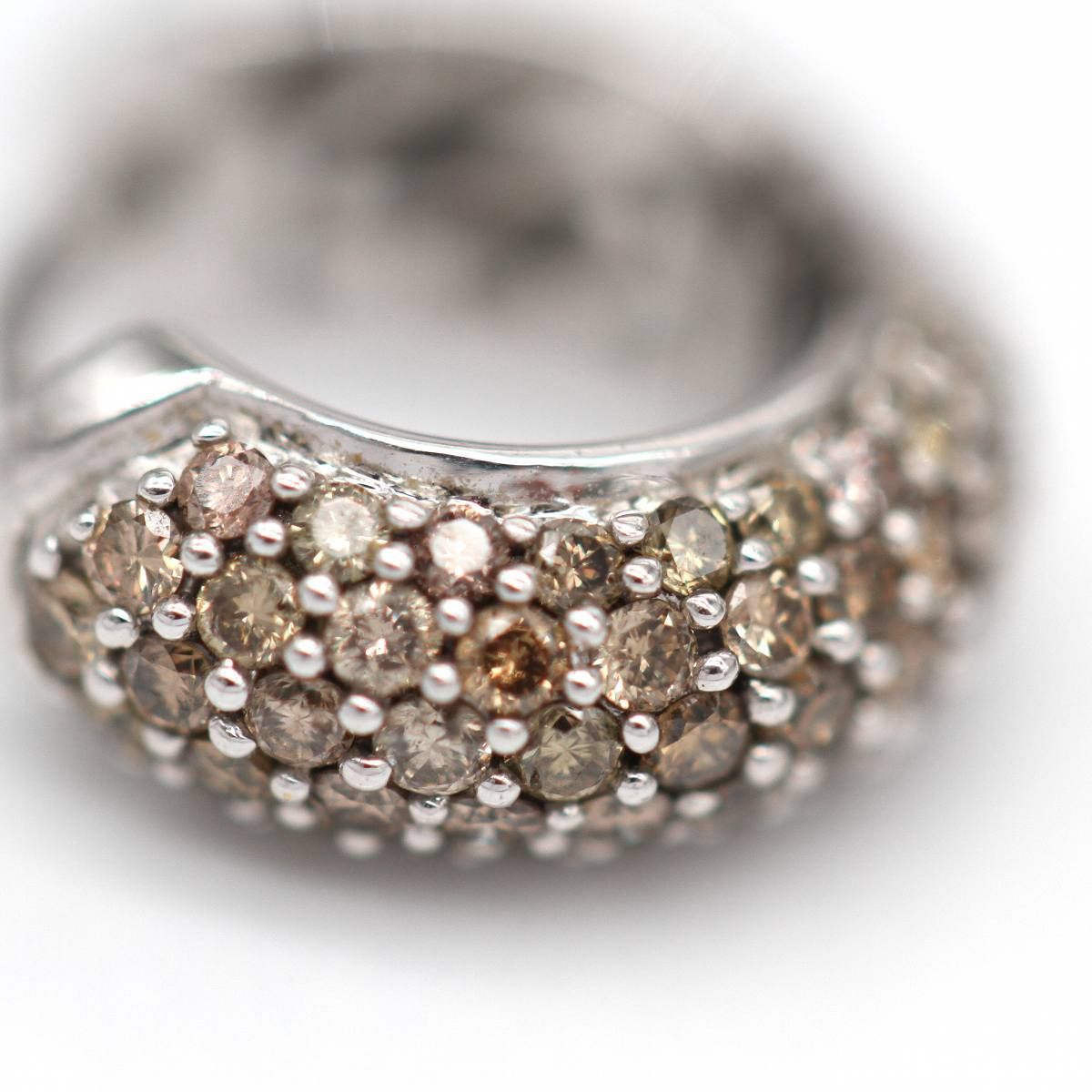 Boucles d'oreilles Créoles en or blanc et diamants - Castafiore