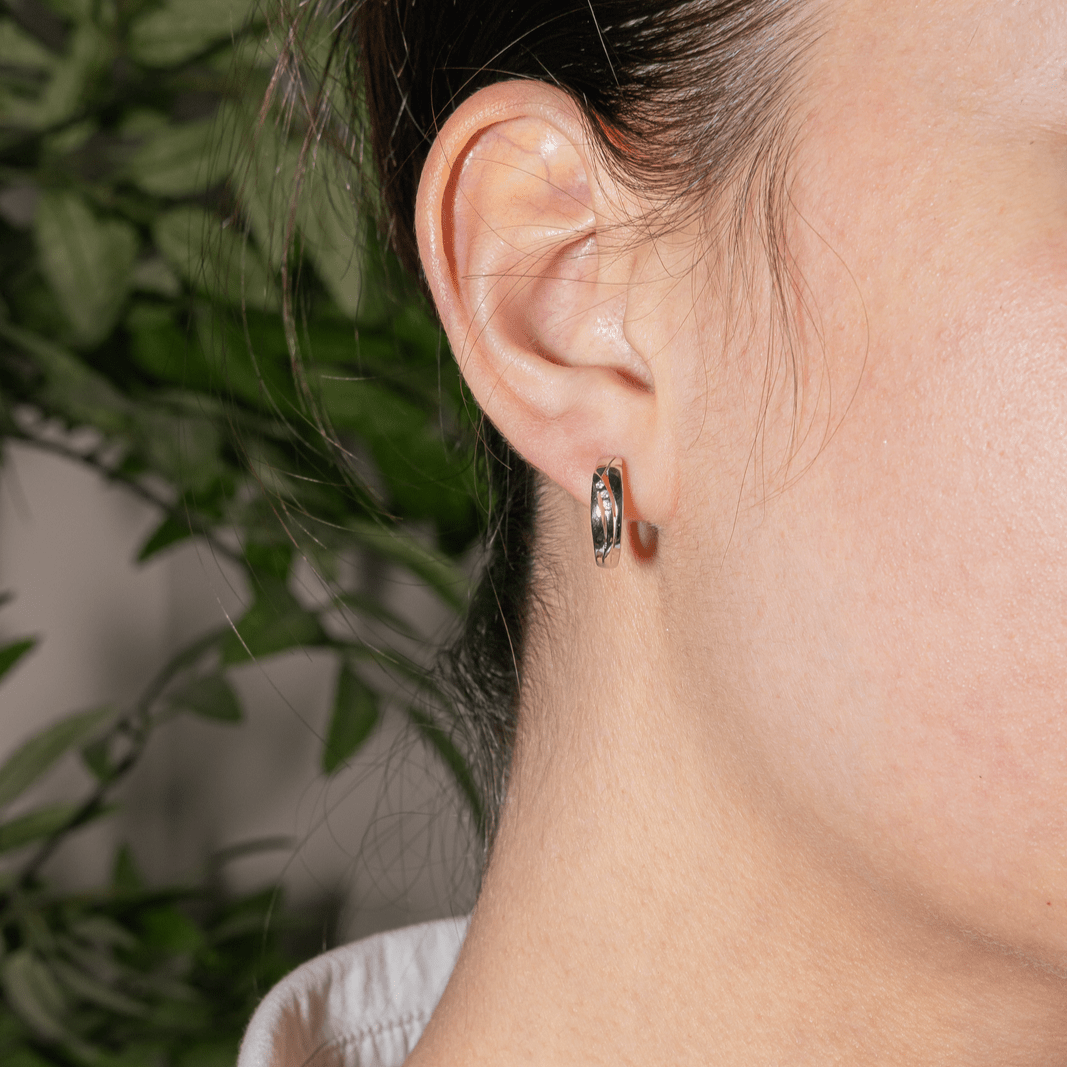 Boucles d'oreilles Créoles en or blanc et diamants - Castafiore