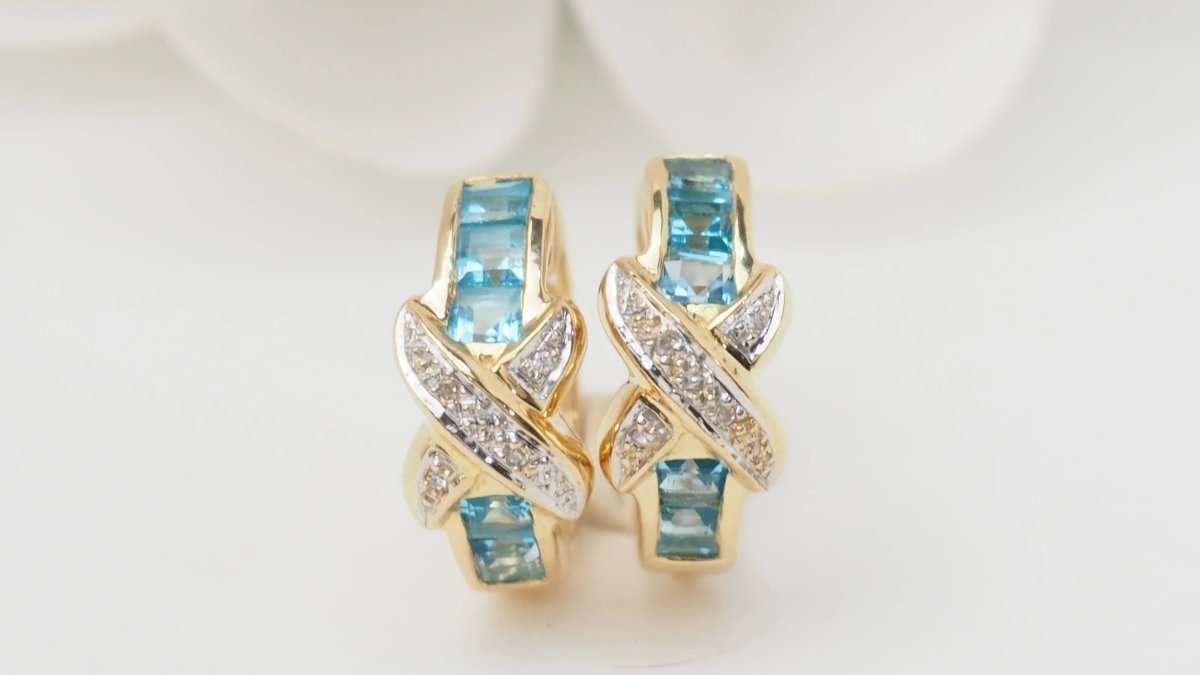 Boucles d'oreilles créoles en or blanc,Topaze bleue et diamants - Castafiore