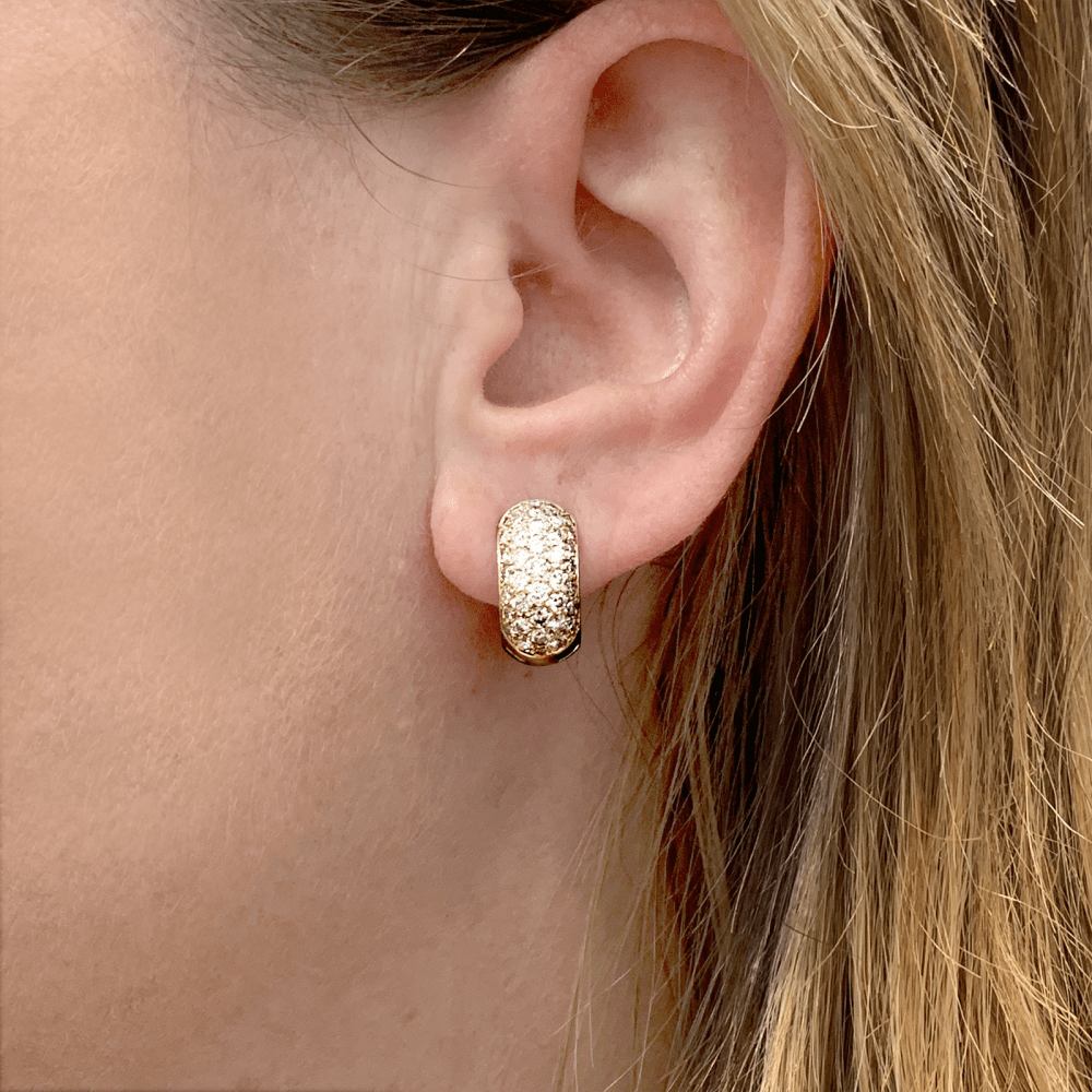 Pair of creoles yellow gold, diamonds.