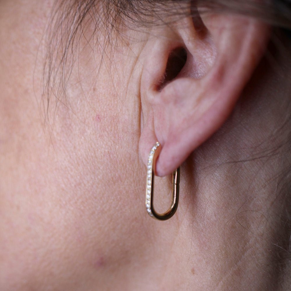 Boucles d'oreilles Créoles en or jaune et diamants - Castafiore