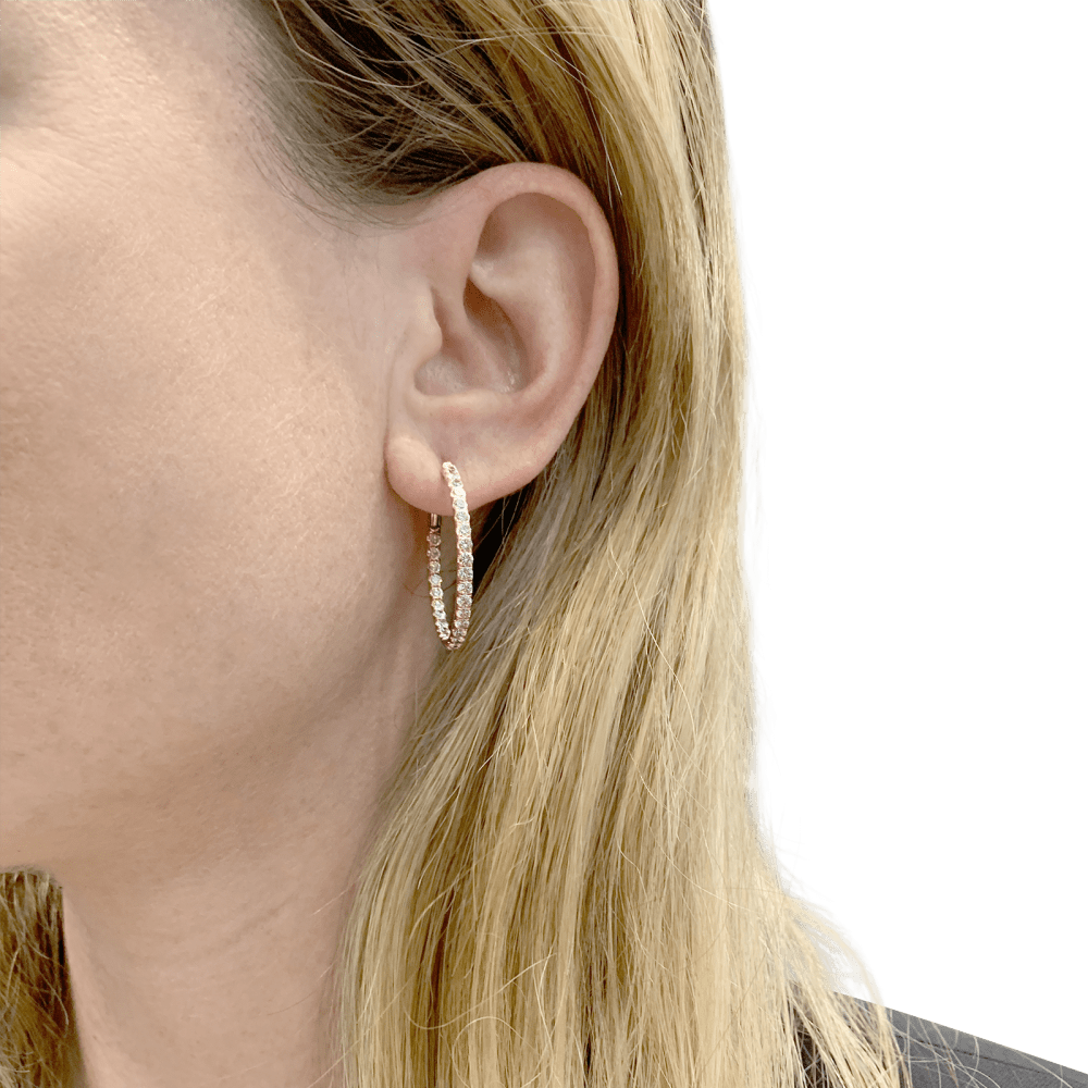 Earrings creoles, rose gold and diamonds.