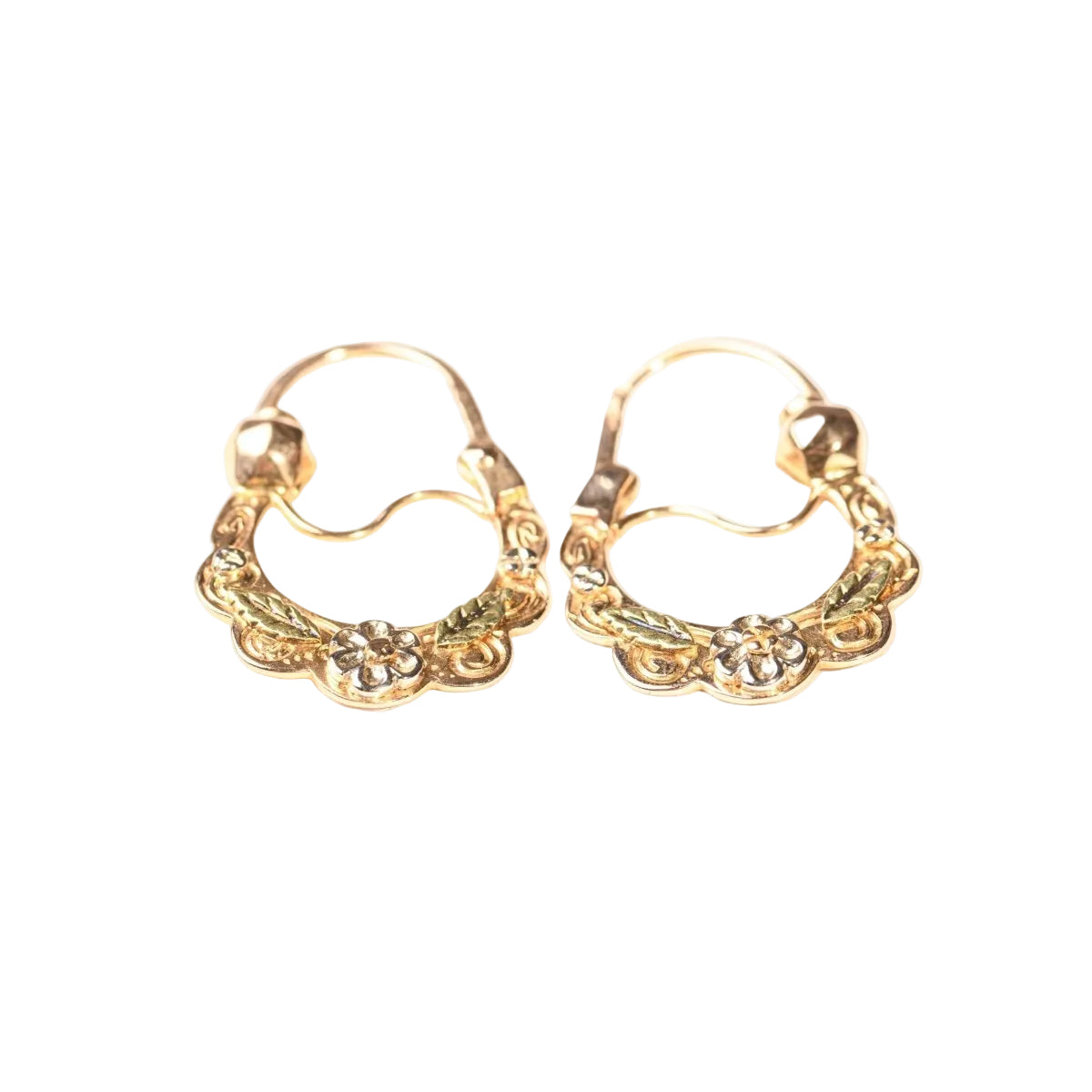 Boucles d'oreilles Créoles savoyardes à décor floral en or - Castafiore
