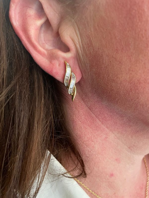 Boucles d'oreilles diamants baguettes en or jaune - Castafiore