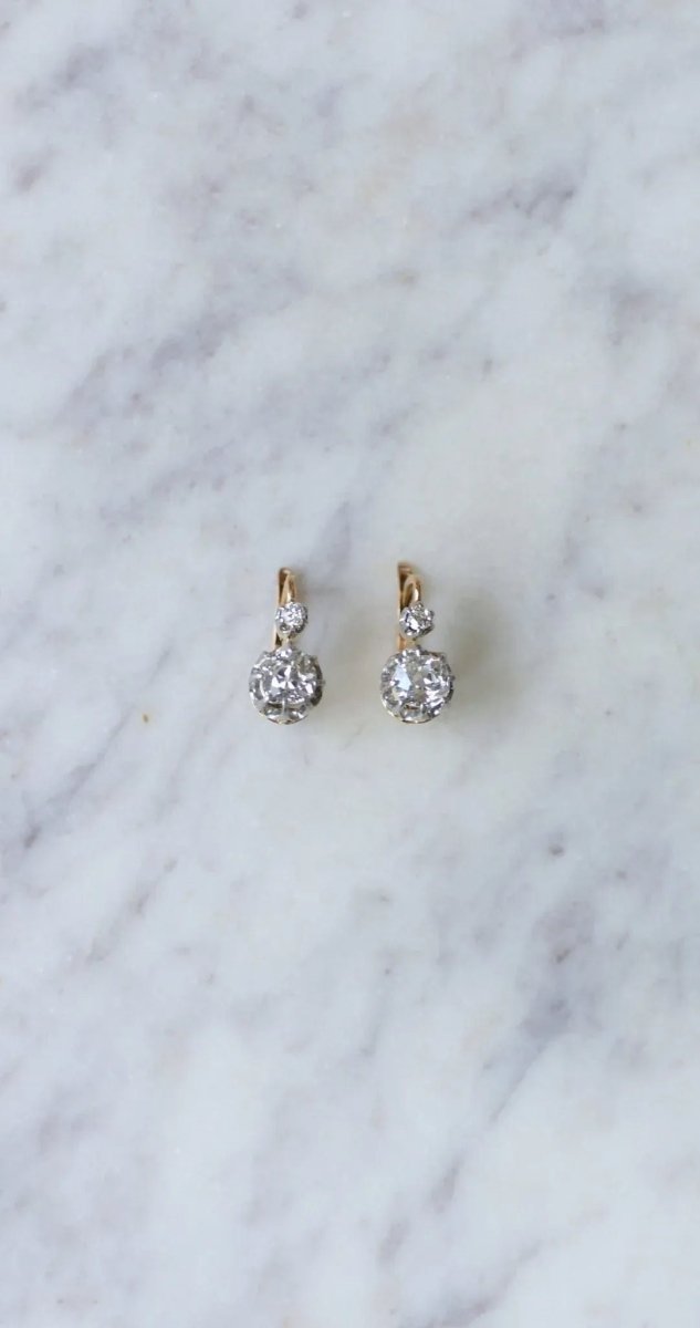 Boucles d'oreilles dormeuses anciennes diamants 1,10 Ct - Castafiore