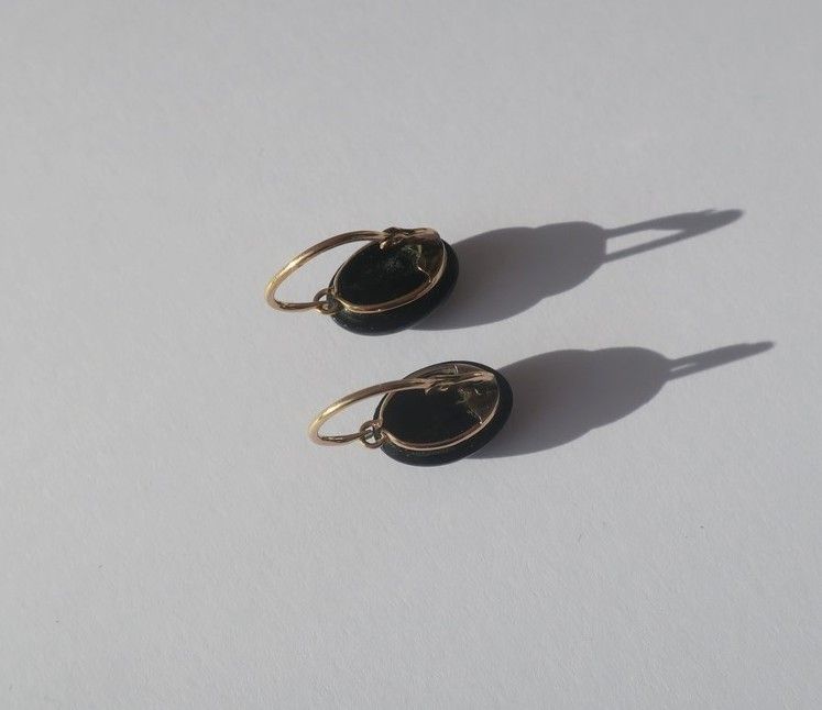 Boucles d’oreilles dormeuses anciennes Jais étoilé Or rose - Castafiore