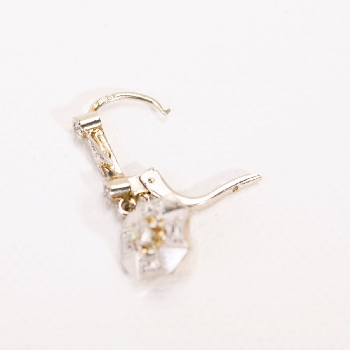 Boucles d'oreilles Dormeuses Art Déco diamants en or - Castafiore