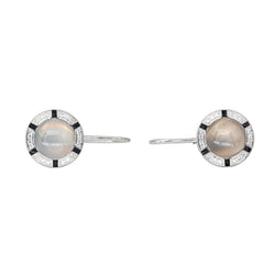 Boucles d'oreilles Dormeuses CHAUMET "Class One Croisière" en or blanc, pierres de lune et diamants - Castafiore