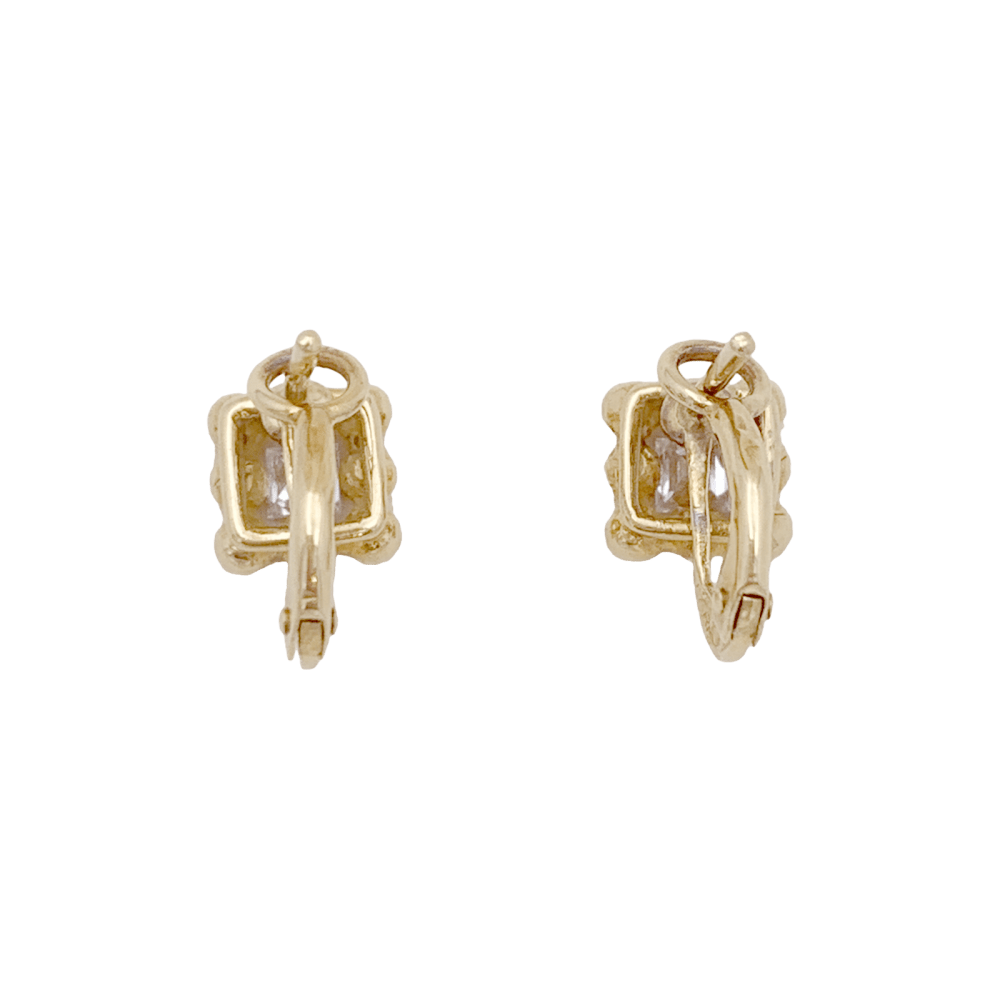 Boucles d'oreilles Dormeuses CHAUMET "Quadrangulaires" en or jaune et diamants - Castafiore