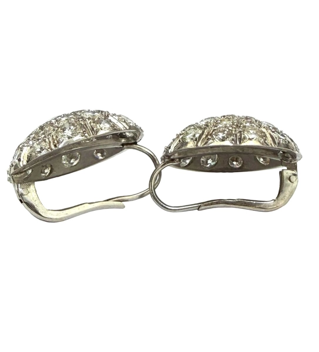 Boucles d'oreilles Dormeuses en or blanc et diamants - Castafiore