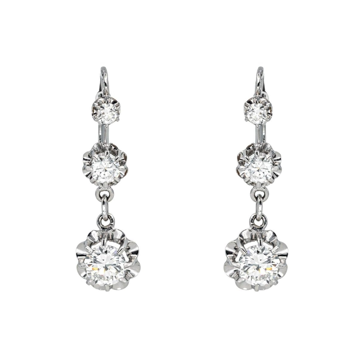 Boucles d'oreilles Dormeuses en or blanc et diamants - Castafiore