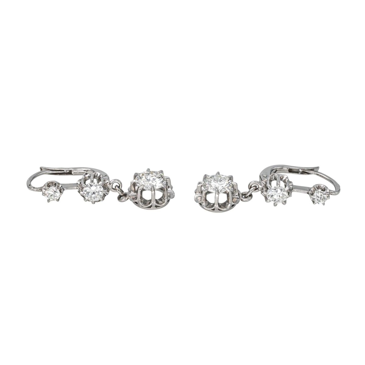 Boucles d'oreilles Dormeuses en or blanc et diamants - Castafiore