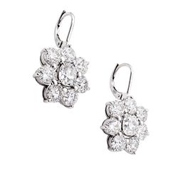 Earrings sleepers, white gold and diamonds.
