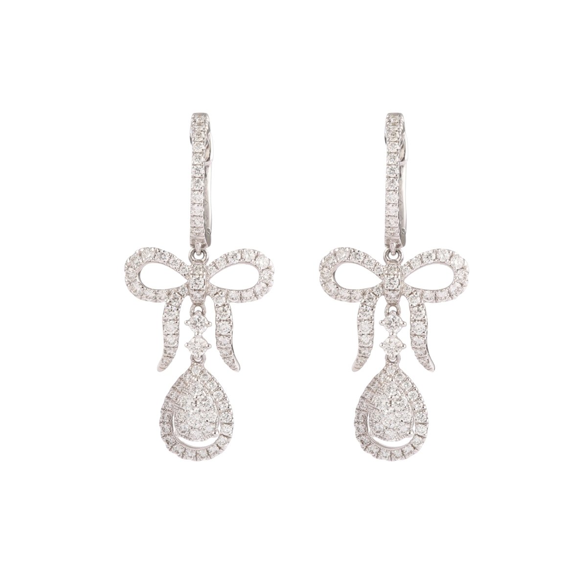 Boucles d'oreilles Dormeuses en or blanc et diamants - Castafiore