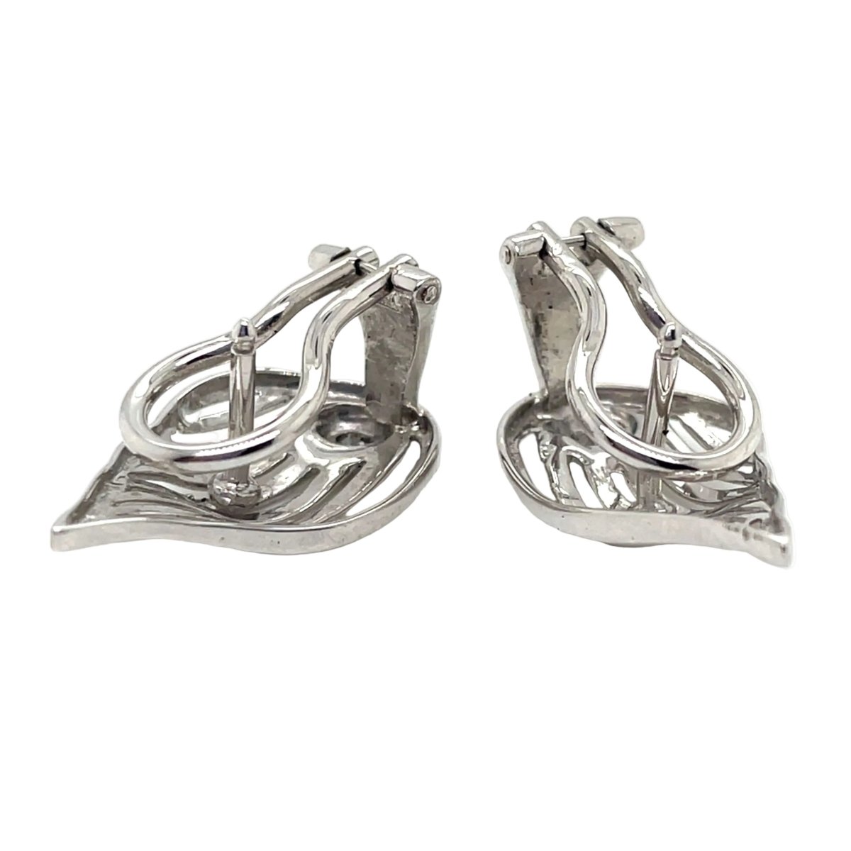 Boucles d'oreilles Dormeuses en or blanc et diamants - Castafiore