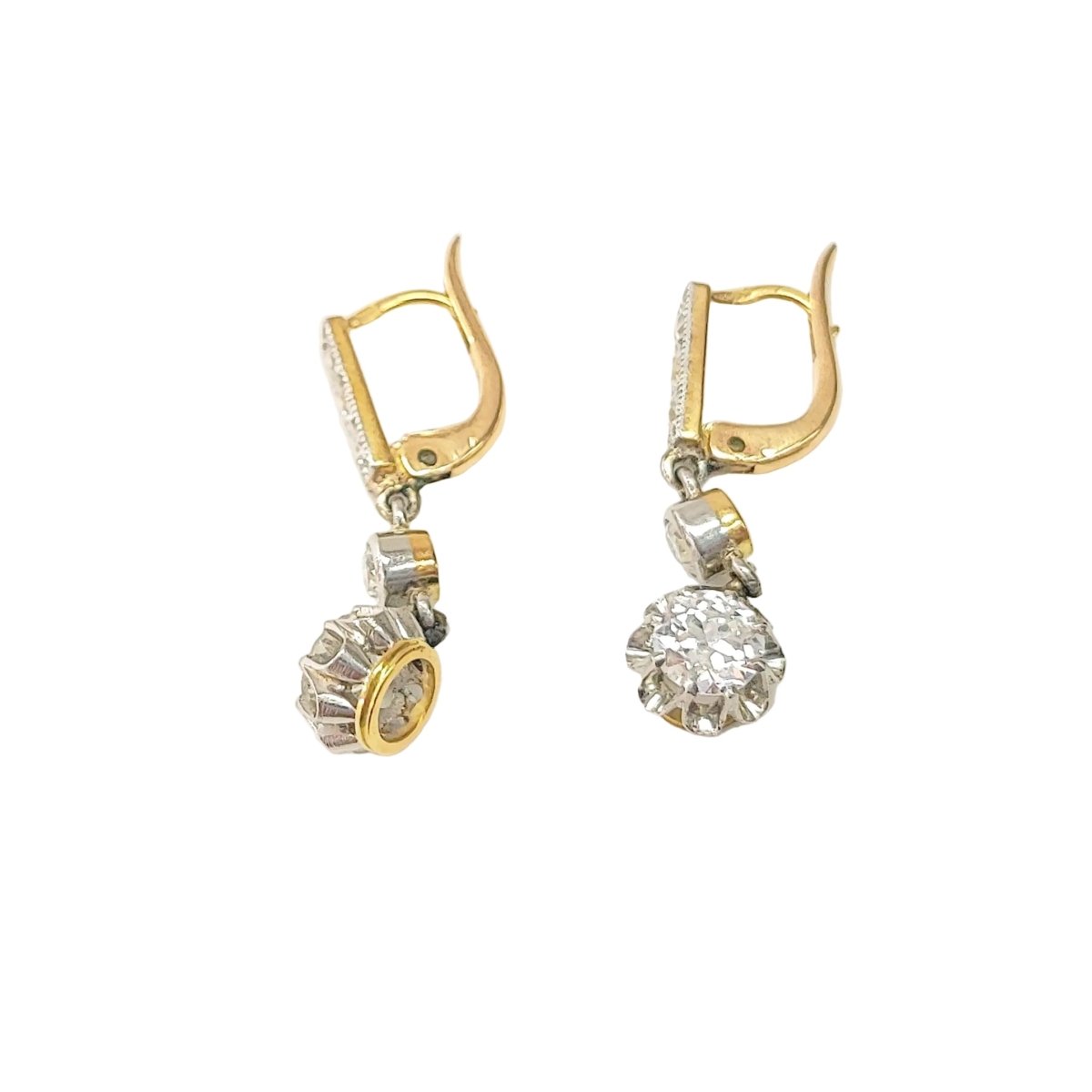 Boucles d'oreilles Dormeuses en or blanc, or jaune et diamants - Castafiore