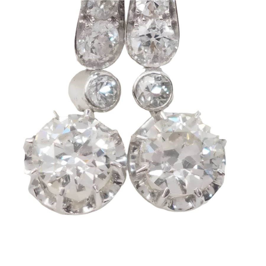 Boucles d'oreilles Dormeuses en or blanc, platine et diamants - Castafiore