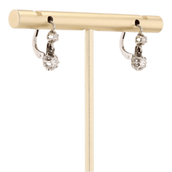 Boucles d'oreilles Dormeuses en or blanc, platine et diamants - Castafiore