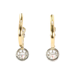 Boucles d'oreilles Dormeuses en or jaune et diamants - Castafiore