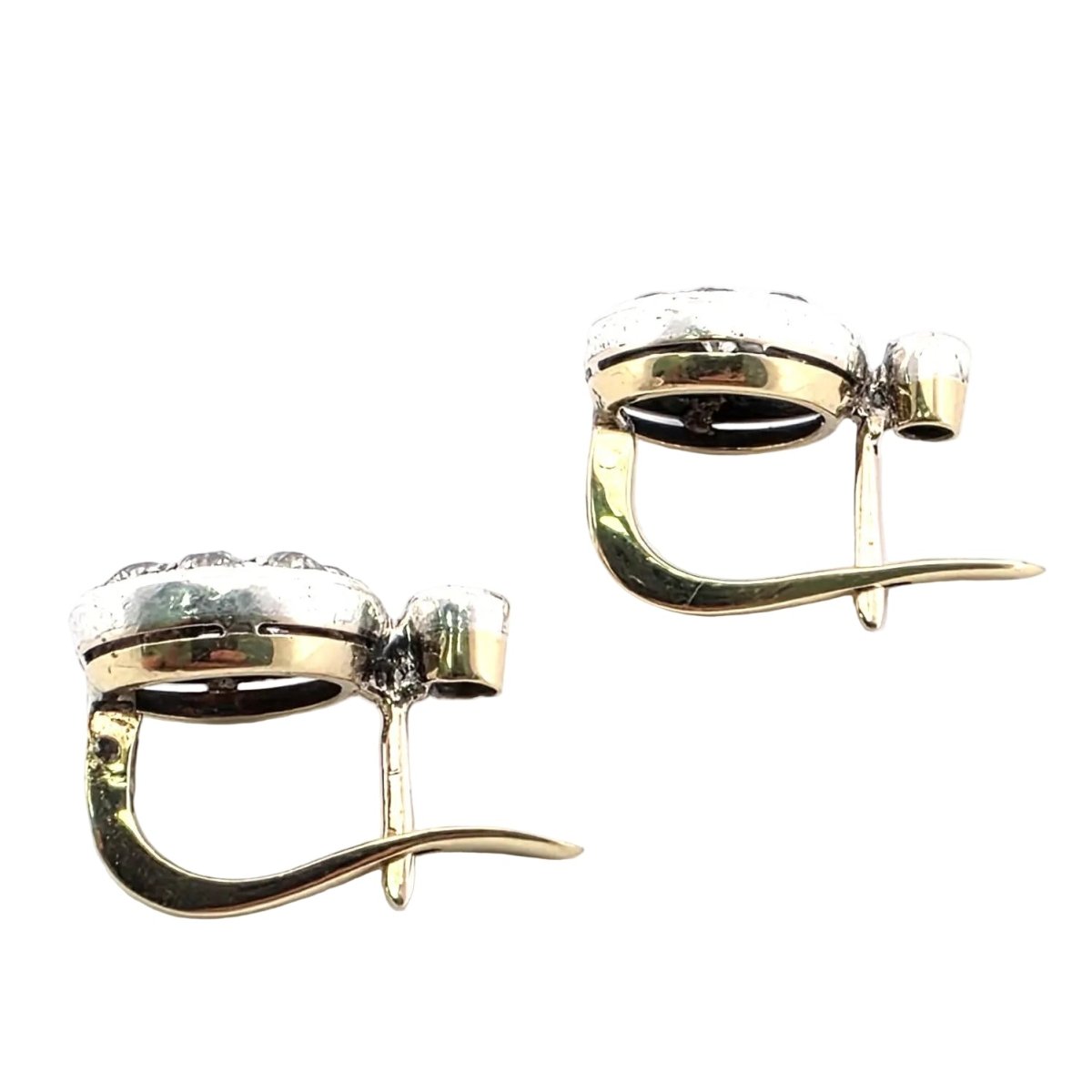 Boucles d'oreilles Dormeuses en or jaune et diamants - Castafiore