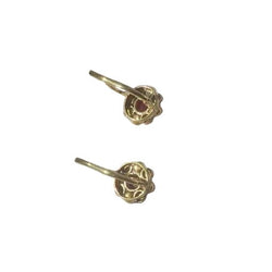 Boucles d’oreilles Dormeuses en or jaune, or banc, rubis, et perles - Castafiore